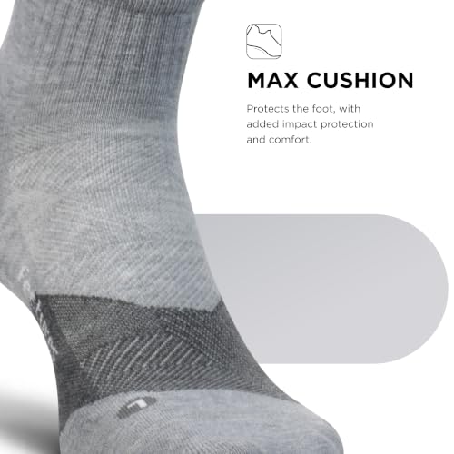 Feetures Trail Max Cushion Quarter Sock - color: Light Gray (1 Pair), size: Medium