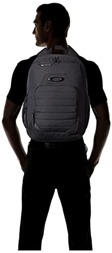 Oakley Unisex Enduro 25LT 4.0, Blackout, One Size - color: Blackout