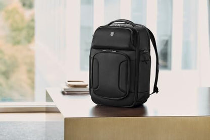 Victorinox Werks Traveler 7.0, Deluxe Backpack, Backpack with 15.6'' Laptop and 11'' Tablet Compartment, Black