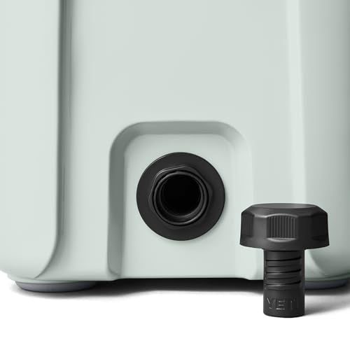 YETI Roadie 15 Hard Cooler with DoubleDuty Shoulder Strap - color: Ridgeline