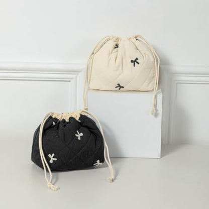 uekeboag Cotton Quilted Drawstring Makeup Bag with Canvas Lining,Coquette Aesthetic Cute Travel Toiletry Bag,Drawstring Gift Bag for Women and Girls（06Black Bows） - color: 06Black Bows