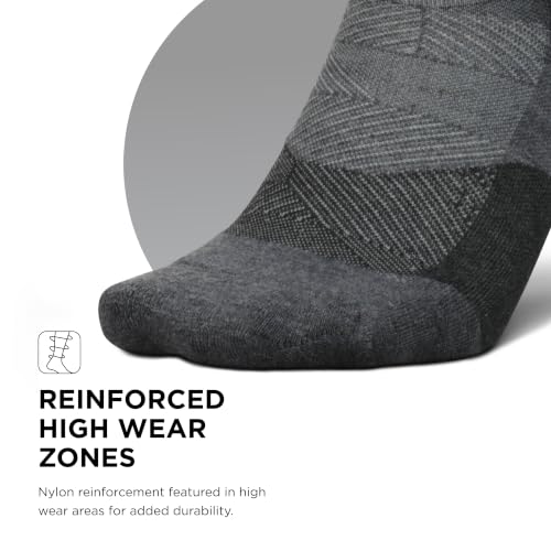 Feetures Trail Max Cushion Quarter Sock - color: Gray, size: Small