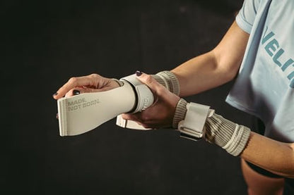 Velites - All Terrain Grips - Official Crossfit® Games Gymnastics Grips - No-Chalk Required - for All Bars & Surfaces - Includes Wristbands & Bag - color: White, size: Medium
