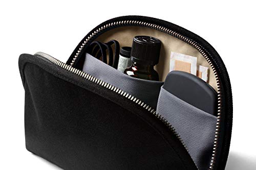 Bellroy Classic Pouch, Everyday kit, Leather and Woven Fabric (pens, Cables, Cosmetics, Personal Items) - color: Melbourne Black