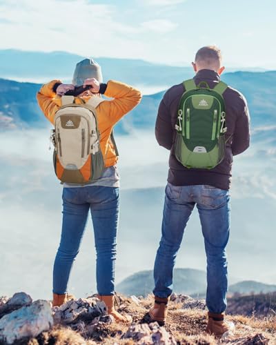 20L Small Reflective Hiking Backpack with Padded Straps for Men Women, Lightweight Travel Daypack, Green - color: Dark Green