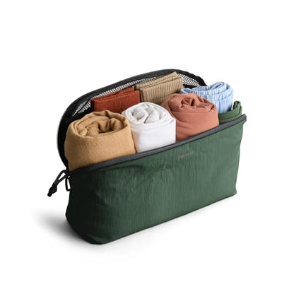 Bellroy Packing Cube 4L (Organizer Packing Pouch with Internal Zip Pocket and Durable, Lightweight Design) - Spruce - color: Spruce