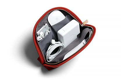 Bellroy Classic Pouch, Everyday kit, Leather and Woven Fabric (pens, Cables, Cosmetics, Personal Items) - color: Red Ochre
