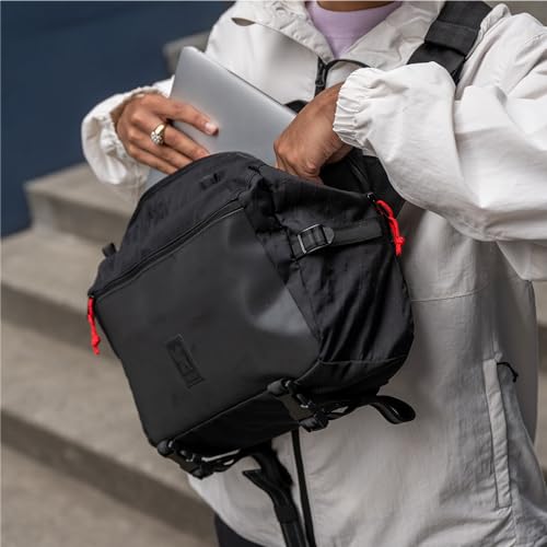 Chrome Industries Kadet Max Messenger Bag – Crossbody Sling Backpack for Men and Women w/Quick Release Buckle - color: Mauve X