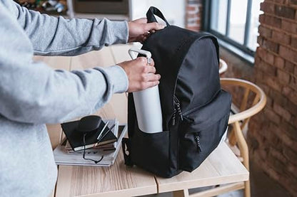 Herschel Supply Co. Unisex Classic Backpack, Black, 26L - color: Black, size: Standard - 26L