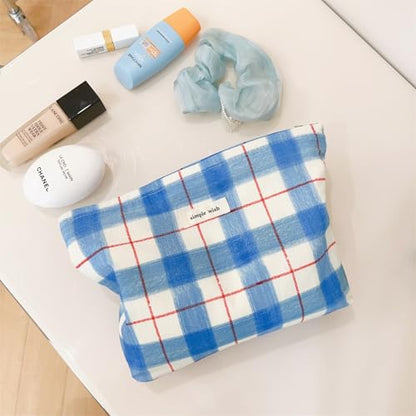 Wudygirl Makeup Bag Canvas Cosmetic Bag for Women Aesthetic Makeup Organizer Travel Makeup Pouch Toiletry Bag Pouches for Purse Cute Zipper Pouch Handbag (Blue White Line) - color: BLWH Line