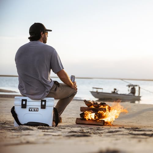 YETI Roadie 15 Hard Cooler with DoubleDuty Shoulder Strap - color: Big Wave Blue