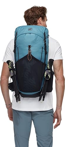 Mammut Ducan 26 – Unisex Outdoor Backpack for Hiking, Running, and Everyday Adventures, Sapphire Black, 26L - color: Sapphire-black