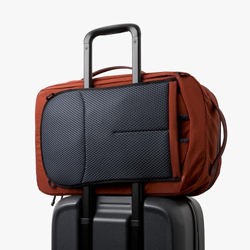 Bellroy Lite Travel Pack 30L (carry-on backpack, travel pack with laptop pocket, interior packing cells and tuck-away straps) - Clay - color: Clay