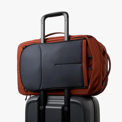 Bellroy Lite Travel Pack 30L (carry-on backpack, travel pack with laptop pocket, interior packing cells and tuck-away straps) - Clay - color: Clay