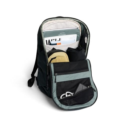 Bellroy Venture Ready Pack (20 liter everyday backpack with laptop sleeve, for travel, commuting and urban adventuring) - DeepOcean - color: Deepocean
