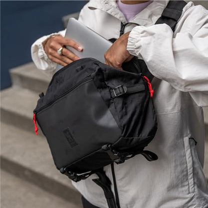 Chrome Industries Kadet Max Messenger Bag – Crossbody Sling Backpack for Men and Women w/Quick Release Buckle - color: Black