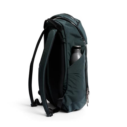Bellroy Venture Ready Pack (20 liter everyday backpack with laptop sleeve, for travel, commuting and urban adventuring) - DeepOcean - color: Deepocean
