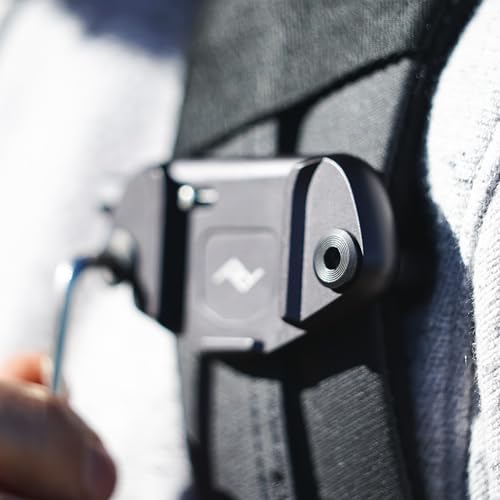 Peak Design Capture Camera Clip V3 Solo, Black Clip Only, Holds DSLR, Compact and Point and Shoot Bodies, Secure, Stable and Accessible, Attaches to Straps and Belts, Quick Release, 200 lb Capacity