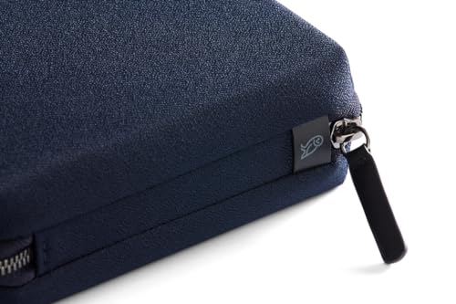 Bellroy Tech Kit Compact (charger, cables, mouse, powerbank, USB keys, dongles) - Navy - color: Navy