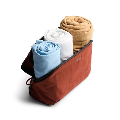 Bellroy Lite Packing Pouch 3L (Organizer Packing Cube for Travel Near and far) - Clay - color: Clay