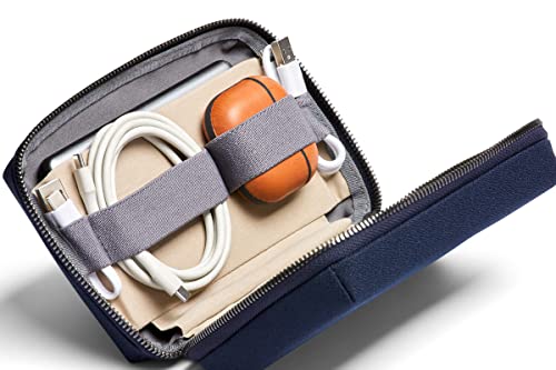 Bellroy Tech Kit Compact (charger, cables, mouse, powerbank, USB keys, dongles) - Navy - color: Navy