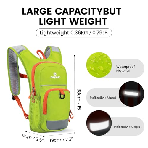 Nepest Kids Hydration Backpack, Mini Water Backpack with 1.5L Water Bladder for Hiking Cycling Running - color: Green