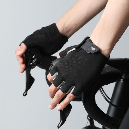 Utaly Men Women Breathable Half Finger Fitness Gloves - Prevents Calluses Gloves with Non-Slip Padding for Gym Workout - size: Medium