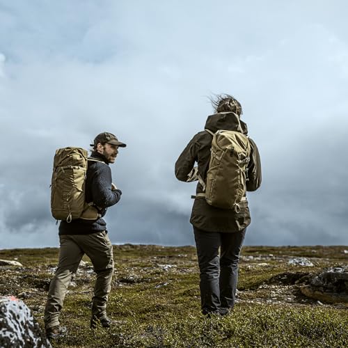 Thule Alltrail X 35L Pack - color: Obsidian, style: 35 L