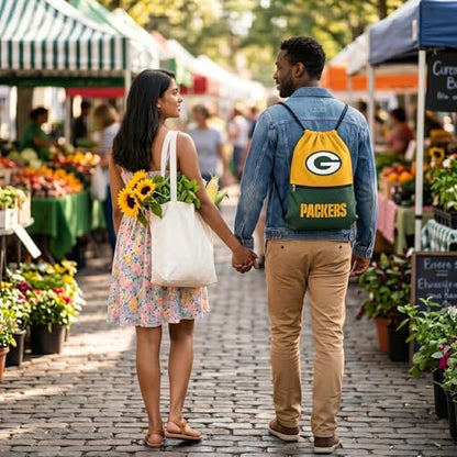 FOCO Green Bay Packers Big Logo Drawstring Backpack with Zippered Pocket Limited Edition NFL Gear for the NFC North Officially Licensed Packers Fan Gear - color: Green Bay Packers