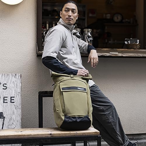 Thule Paramount 24L Backpack - Commuter Backpack with Padded Laptop Sleeve - Fits 16" laptops and 12" Tablets - Thoughtful Layout and Organization - color: Soft Green, size: 24L