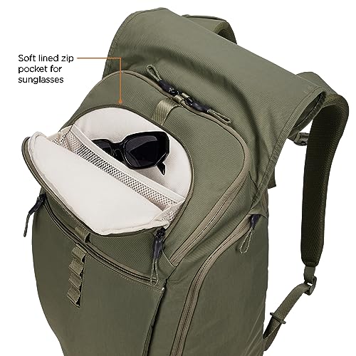 Thule Paramount 27L Backpack - Commuter Backpack - Padded Pocket fits a 16" Laptop - color: Soft Green, size: 27L