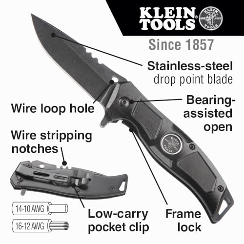 Klein Tools 80115 Backpack Kit with Tradesman Pro 39-Pocket Backpack and Electricians Pocket Knife, 2-Piece