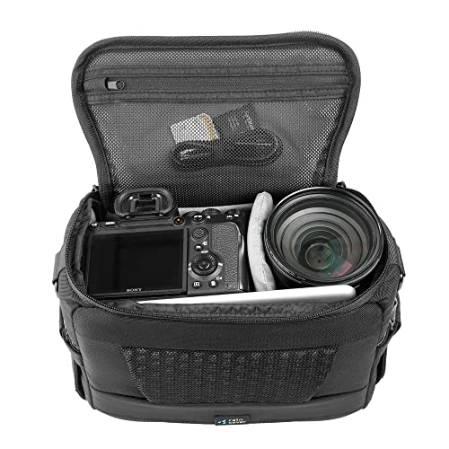 Vanguard VEO Adaptor 24M Camera Shoulder Bag, Black - color: Black, size: 24