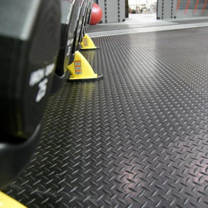 Heavy Duty Diamond-Plate Rubber Flooring Roll 4x6 FT, Multi-Purpose Waterproof Anti-Slip Floor Mat, Easy to Clean Under Equipment, Mats for Garage, Gym, Stable, Basement, Kennel - size: 4 ft x 6 ft x 0.1 in
