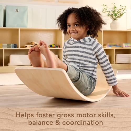 Fisher-Price Wood Montessori Toy Rockin' Balance Board, American Montessori Society Seal of Excellence, 31.7-Inch Wooden Motor Skills Learning Activity for Kids Ages 3+ Years (Amazon Exclusive)