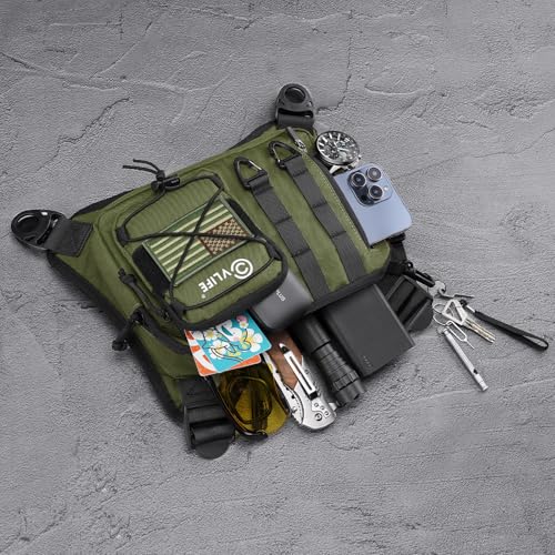 CVLIFE Outdoor Chest Bag for Men, Tactical Chest Pack, Adjustable Running Vest Bag, Lightweight Anti-theft EDC Rig for Hiking - color: Green