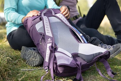 Deuter Women's AC Lite 22 SL | 22 Liter Lightweight Backpack, Shale-Graphite, 22L - color: Shale-graphite, size: 22L