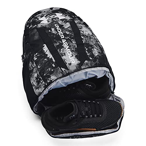 Under Armour Unisex Hustle 5.0 Backpack - color: (018) Black / Black / White