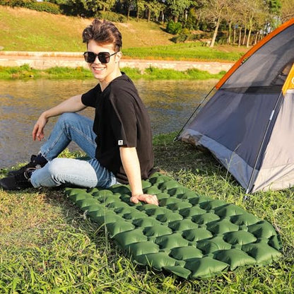 Amazon Basics Camping Sleeping Pad with Quick-Inflate Built-in Foot Pump, Water Resistant, Ultralight, Portable for Hiking and Backpacking, Olive Green
