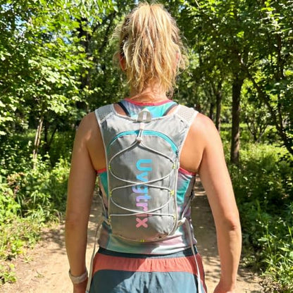Hydration Vest Backpack with 2L Water Bladder, Lightweight Breathable Run Pack for Cycling Hiking Climbing Running - color: Grey
